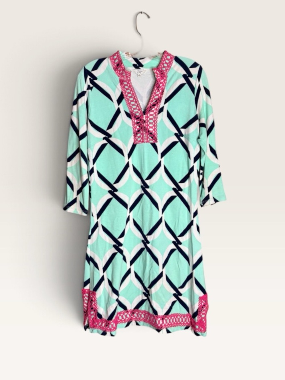 Crown & Ivy XS Geometric Shift Dress Mint Navy Pink Crochet Trim 3/4 Sleeve